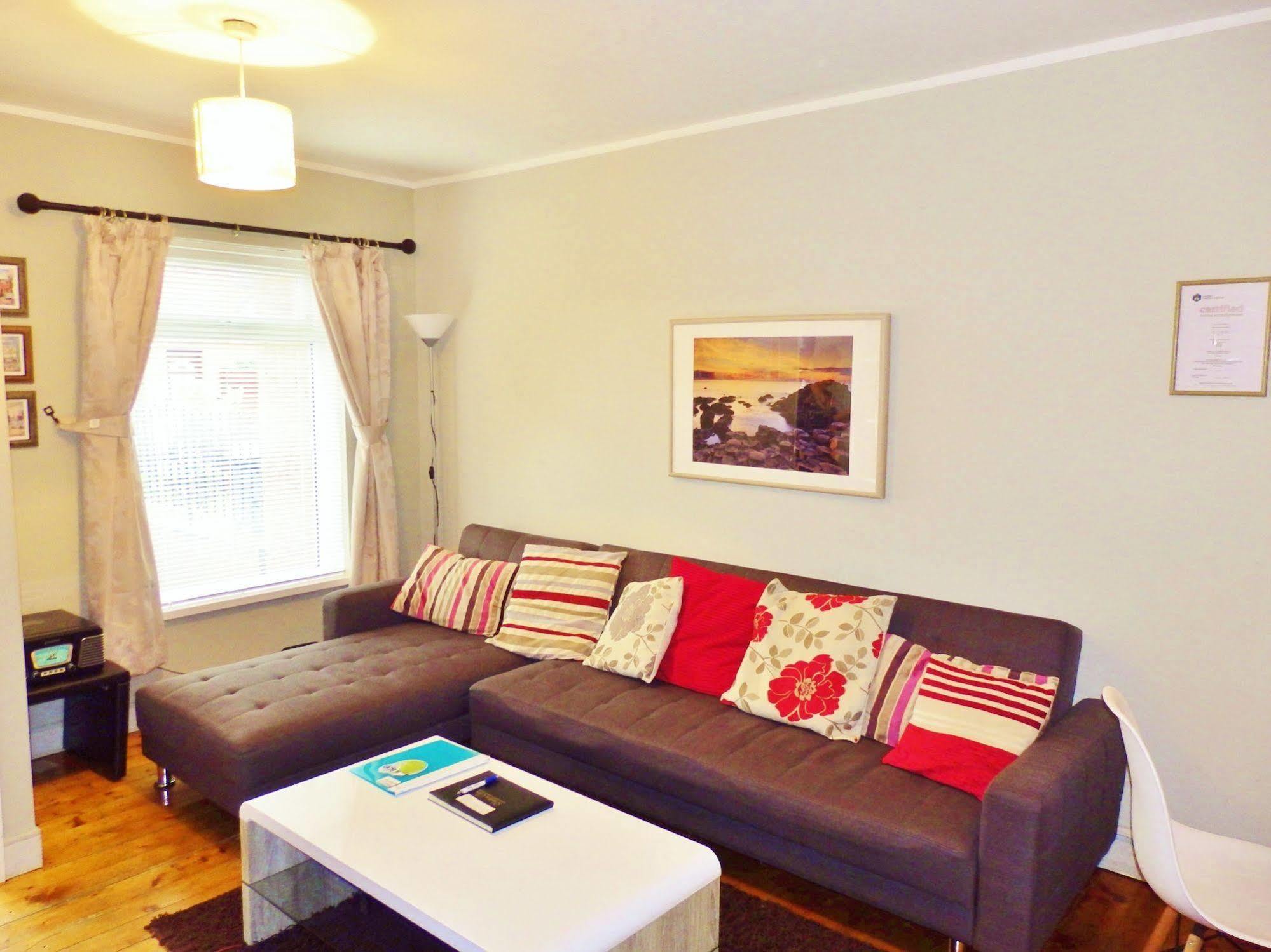 Great Location - City Centre - Parking - 4 Beds - 2 Bedrooms Belfast Exterior foto